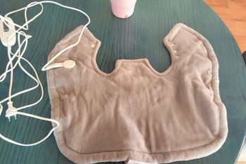 Coussin chauffant pour les épaules