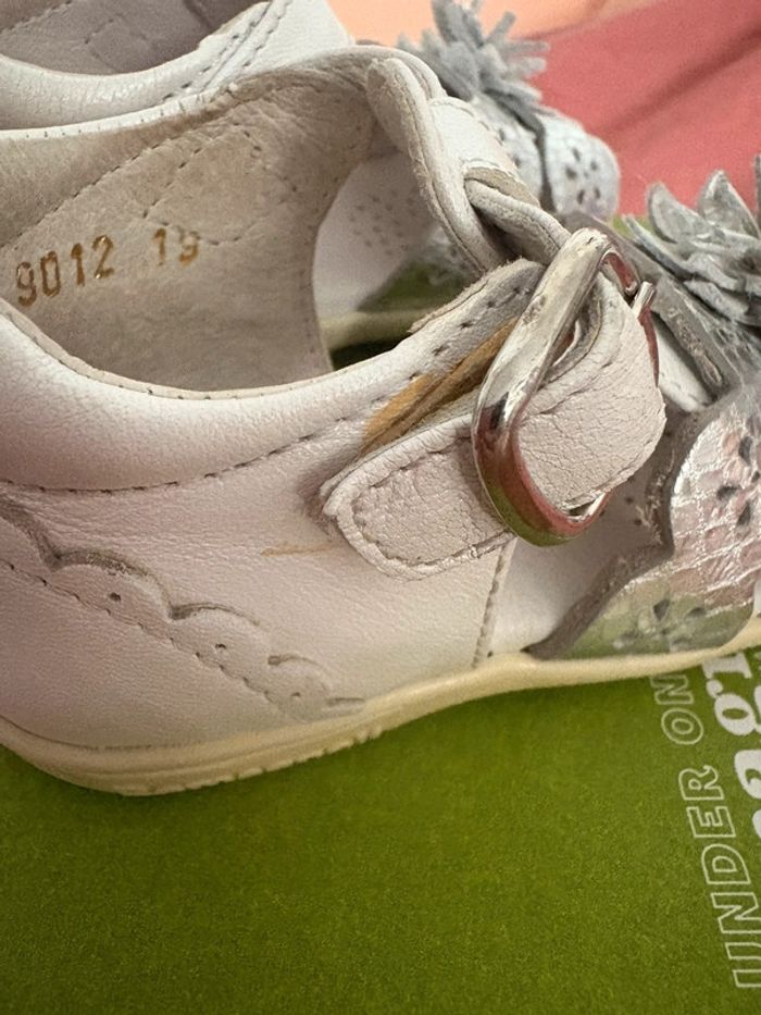 Sandales blanches - photo numéro 4