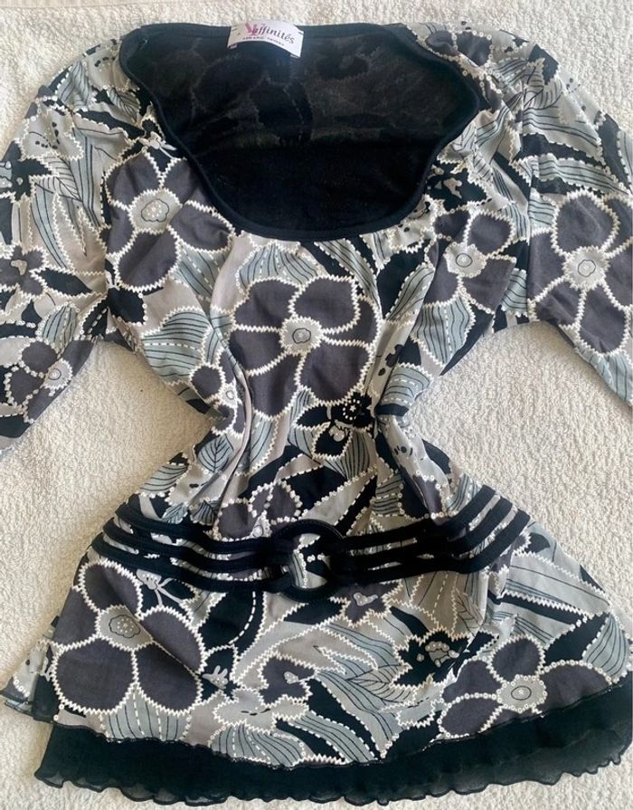 Haut motifs fleurs et fausse ceinture vintage chic - photo numéro 2