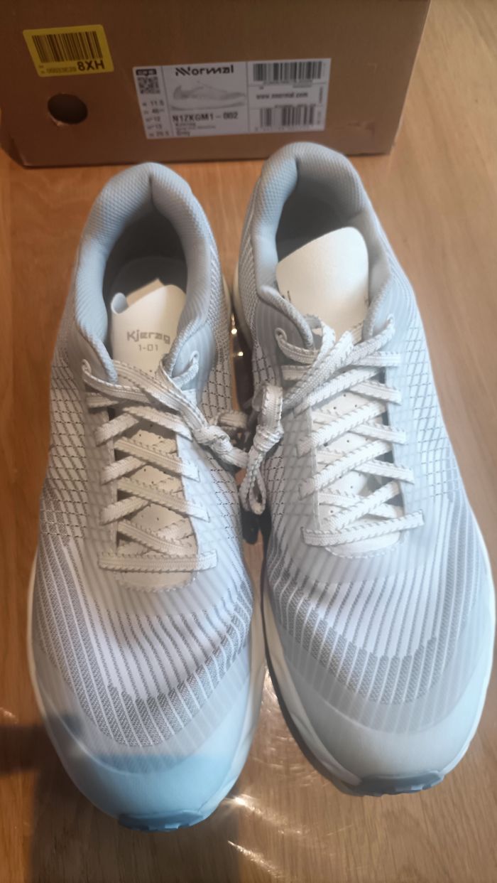 Nnormal kjerag Kilian Jornet pointure 46 2/3 - photo numéro 2