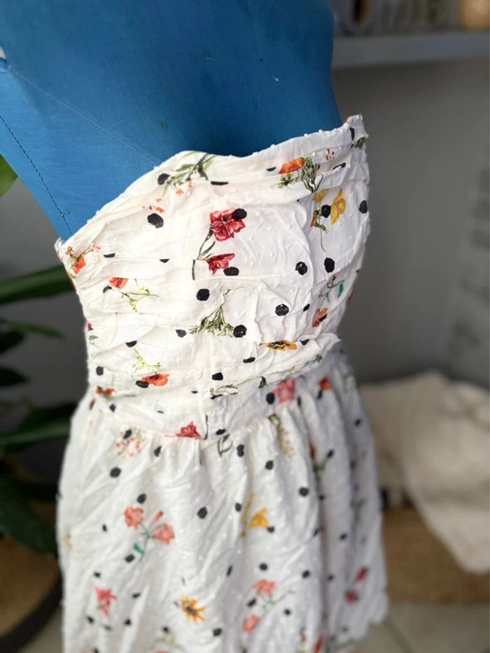 Robe bustier Naf Naf - à motif fleuris - taille 42/XL - en très bon état - photo numéro 2