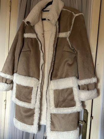 Veste 3/4 légère et très chaude jamais porté