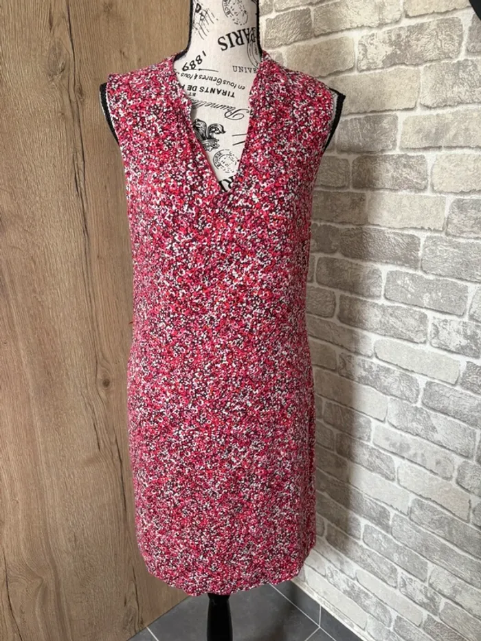 Robe élégante fleurie taille 42