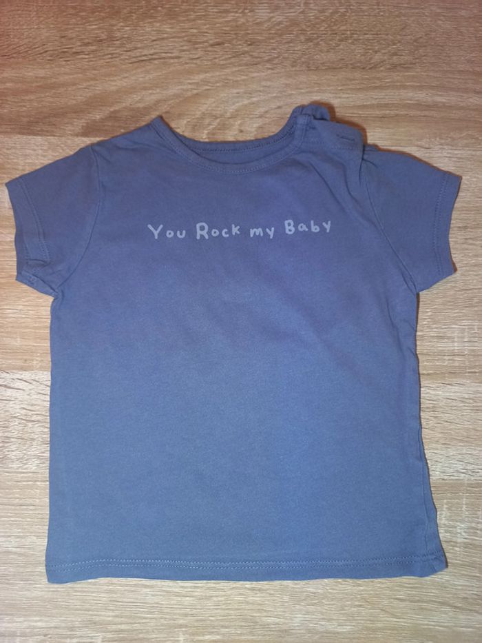 Vends t-shirt manches courtes 24 mois