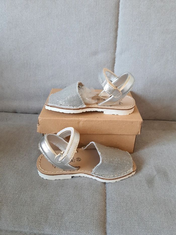 Sandales nu-pieds minorquines Avarca Menorquina pointure 25 neuf avec étiquettes - photo numéro 5