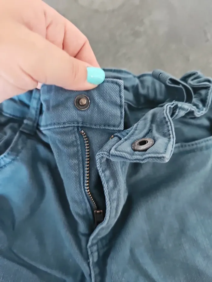 Short jean bleu 7 ans - photo numéro 2
