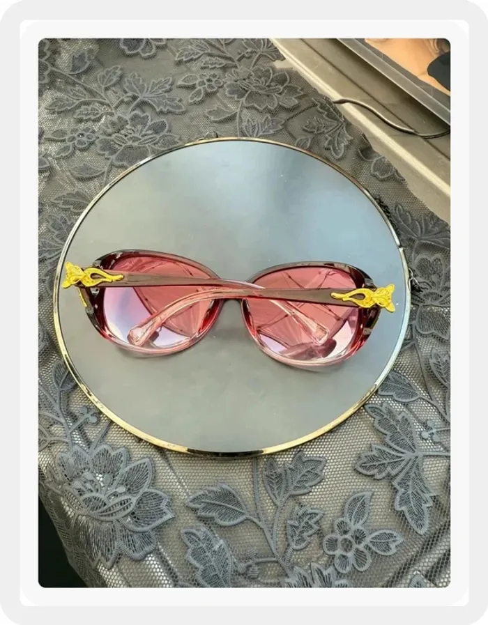 Lunette de soleil ronde rose - photo numéro 3