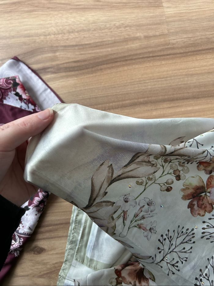 Lot de 2 voiles style carrée de soie à strass Neufs Boutique Indépendante - photo numéro 7