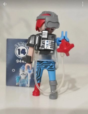Playmobil figure série 14 espace robot lanceur fleche