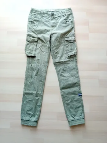 Cargo kaki 13 ans