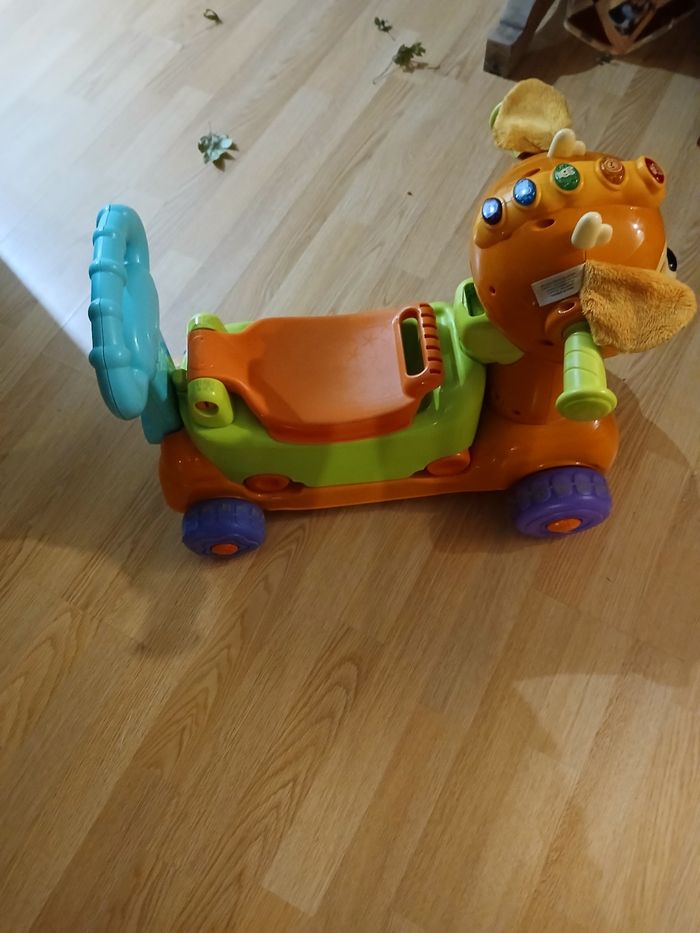 Trotteur porteur - photo numéro 4