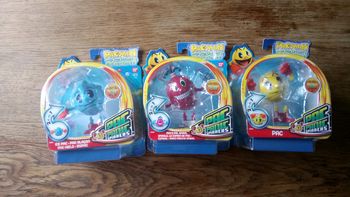 Lot de trois Figurines pac man