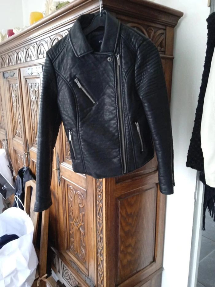 Veste en cuir fille taille 12 ans