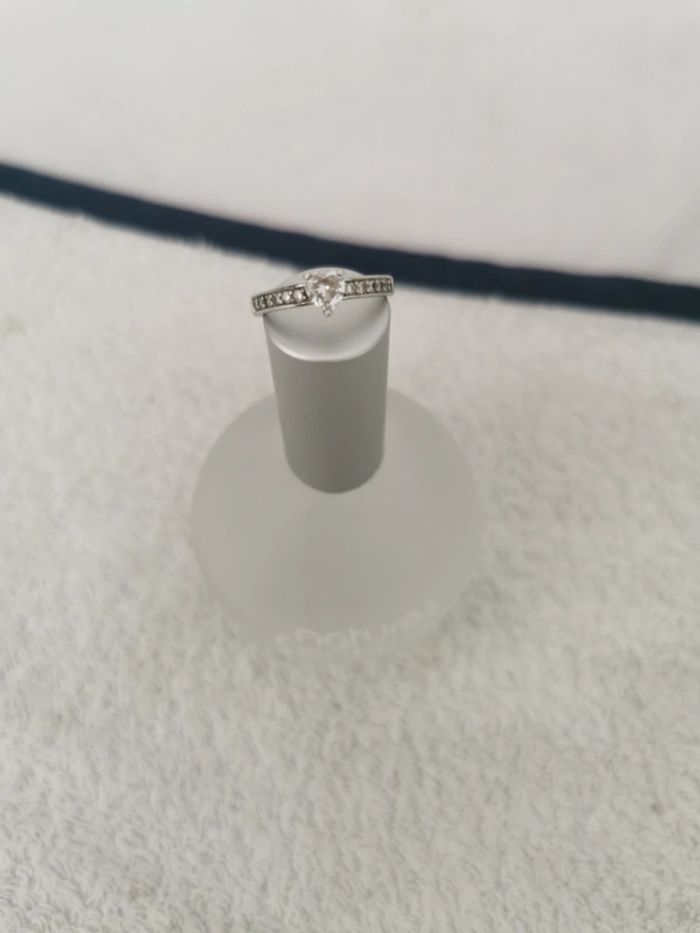 Bague de fiançailles argent