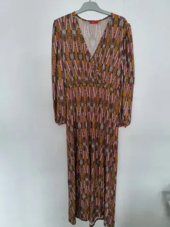 Robe Tissaia