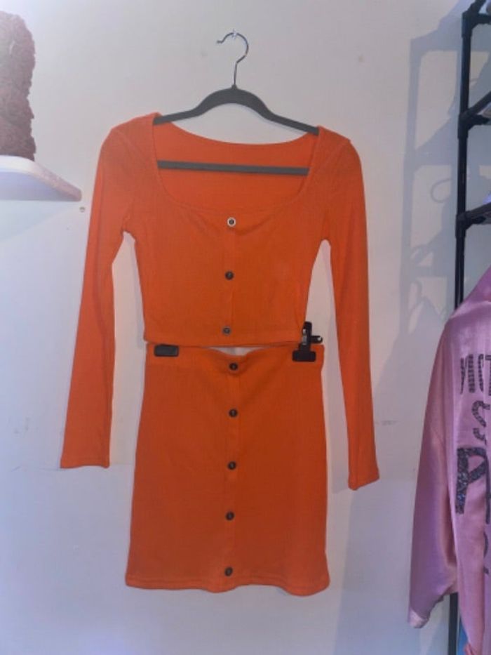 Ensemble orange