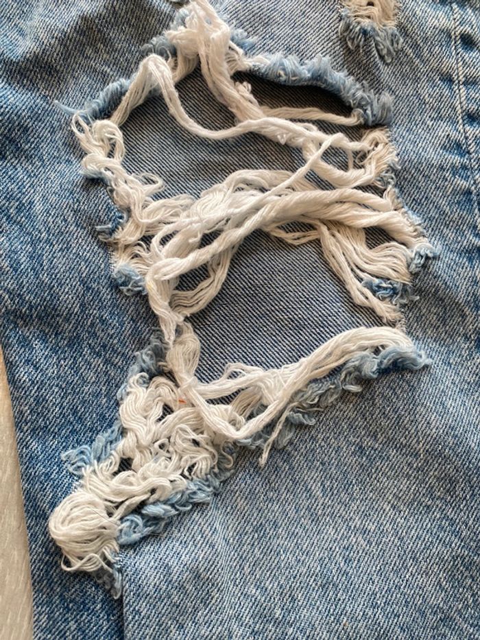Pantalon jean Bershka taille XS / 34 troue et large / boyfriend - photo numéro 6