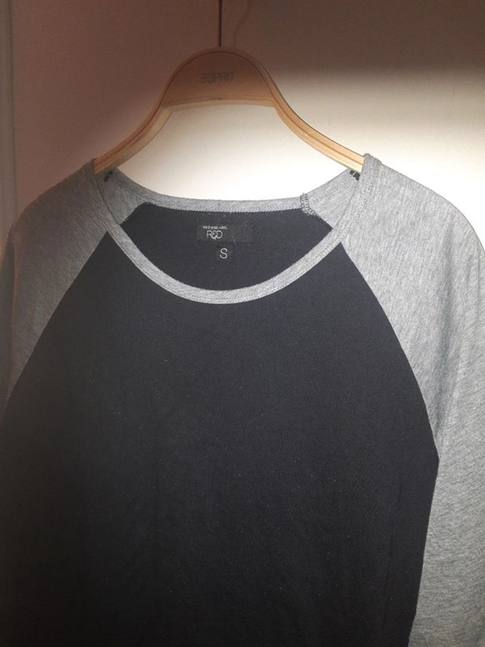 T shirt red label - photo numéro 2