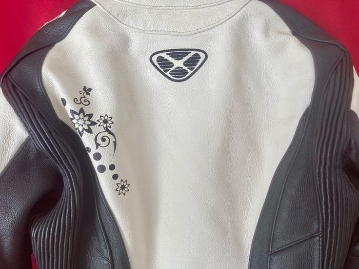 Cuir moto - photo numéro 2