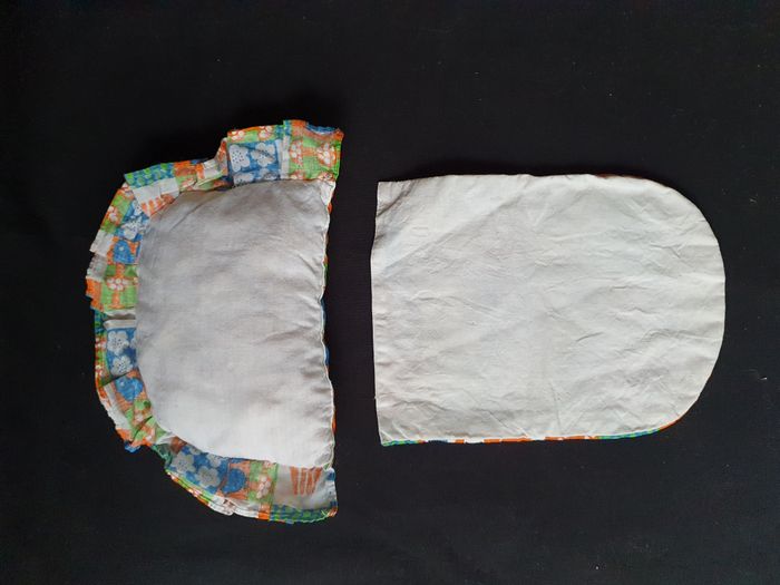 Oreiller et couverture pour couffin de poupée vintage ancien - photo numéro 2