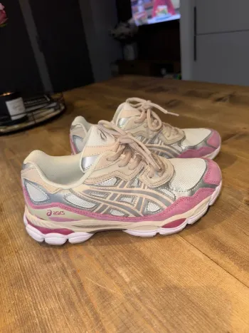 Asics GEL-NYC taille 40