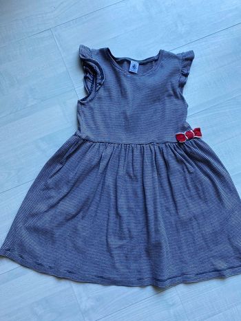 Robe à rayures petit bateau 8 ans