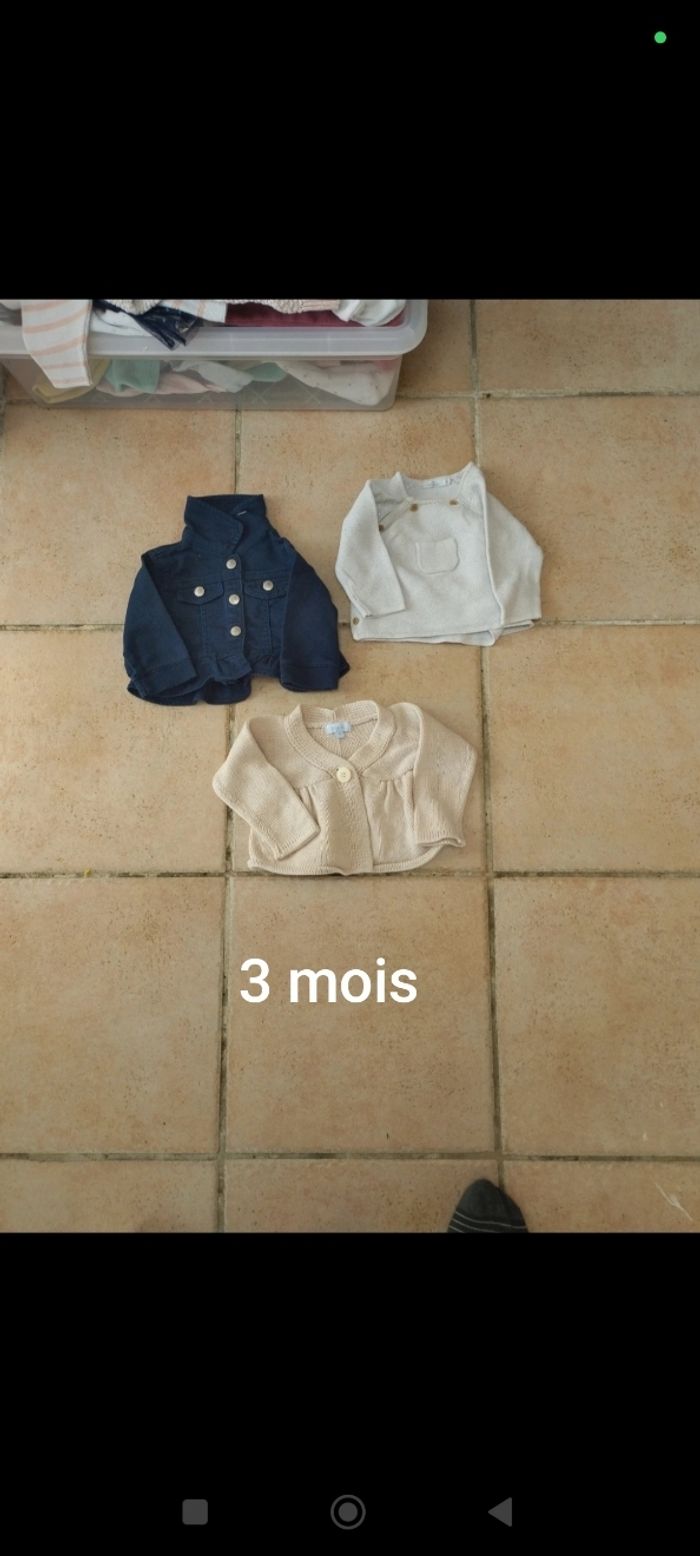 Lot vêtements 3 mois - photo numéro 3