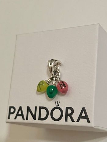 Pandora stranger things "RUN"