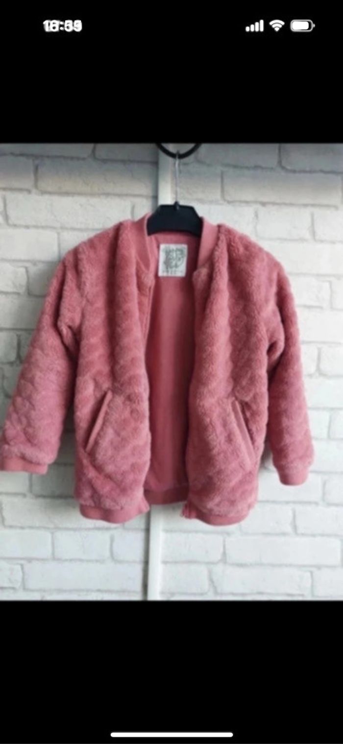 Veste polaire C&A taille 6 ans