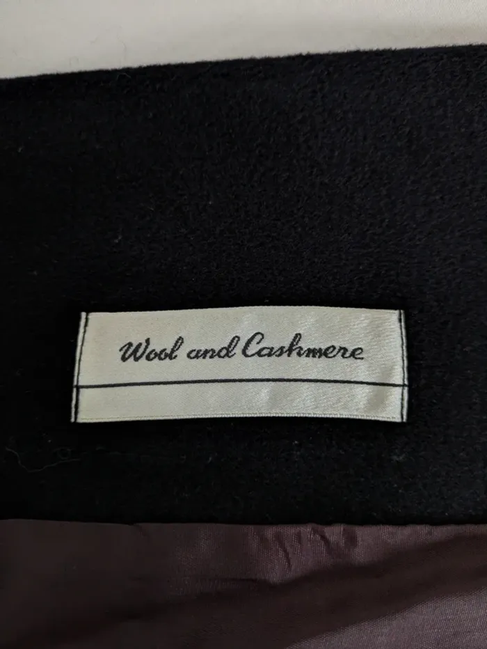 Veste marine en laine et cachemire - Wool and Cashmere - taille 46 - photo numéro 3