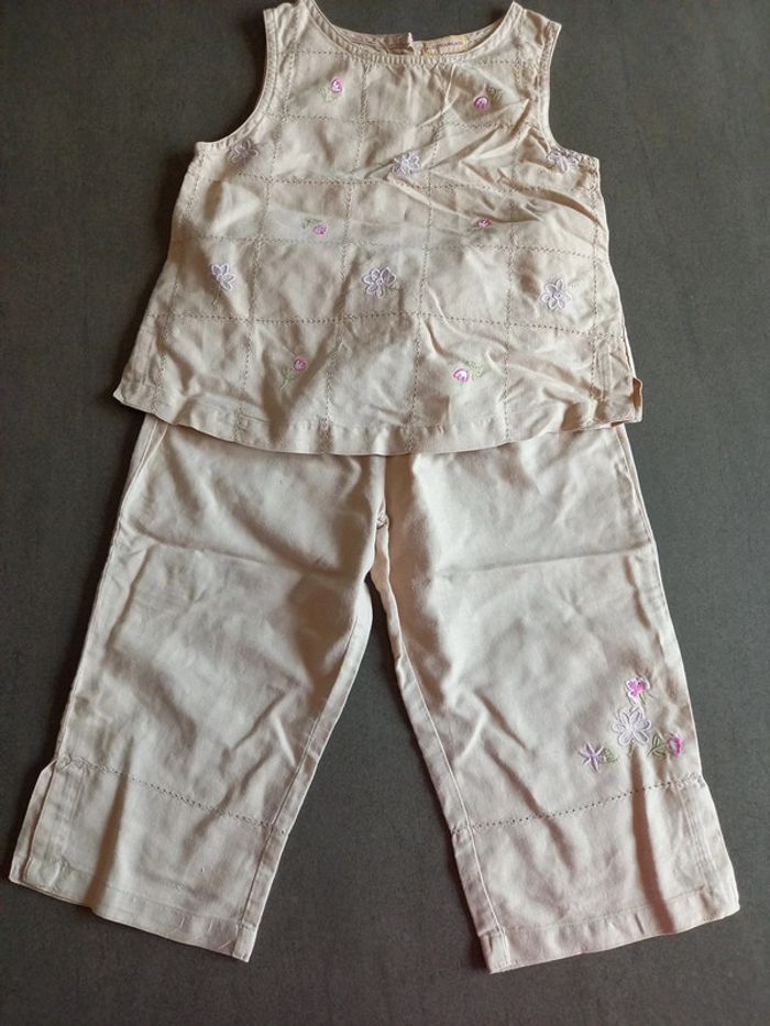 Ensemble tunique et pantalon