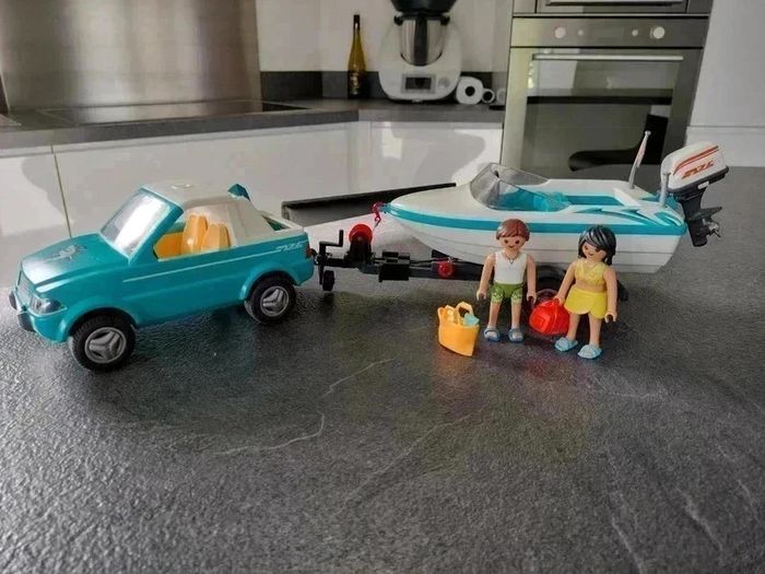 20 € 🚤 Playmobil 6864 – Voiture avec Bateau 🚤