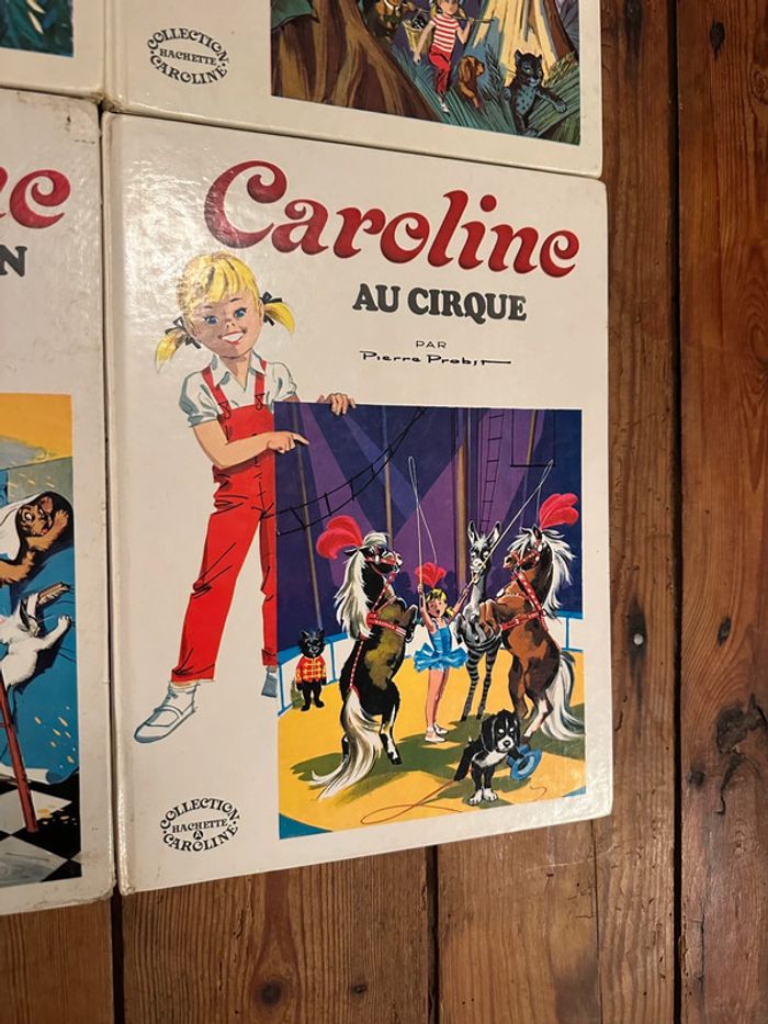 État satisfaisant - Lot de 4 livres Caroline grands albums Hachette blancs Pierre Probst - photo numéro 3