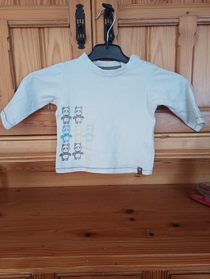tee-shirt
