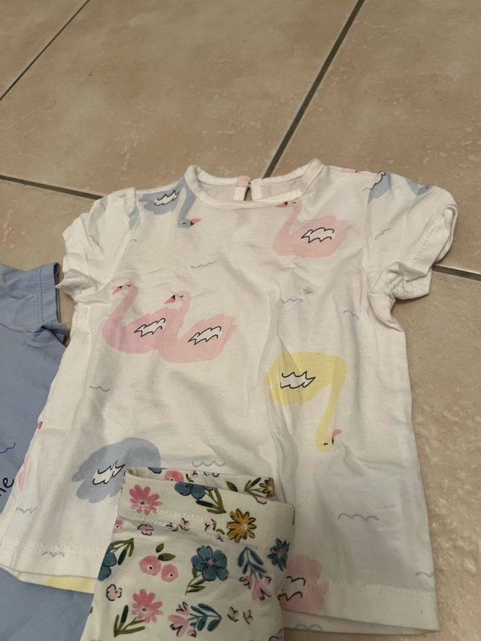 Ensemble legging 6 mois (primark) + 2 t-shirt (tex) neuf - photo numéro 3