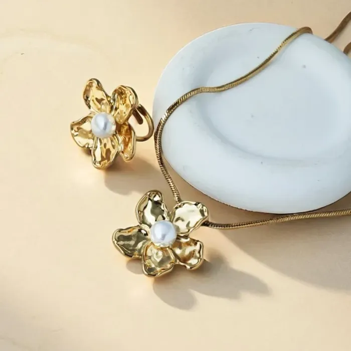 Ensemble Collier & Bague Fleur avec Perle – Élégance Florale et Intemporelle - photo numéro 3