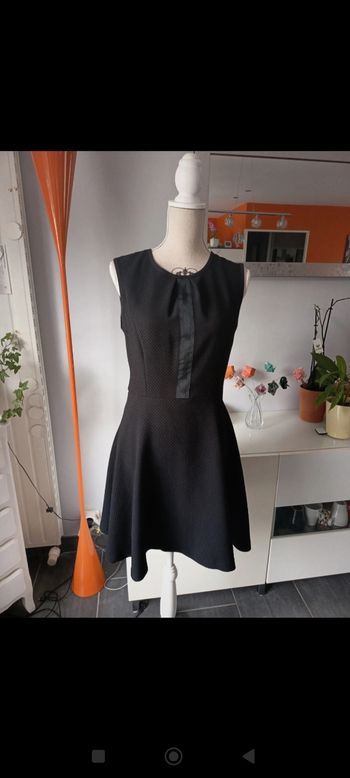 Robe noire Sandro taille 40