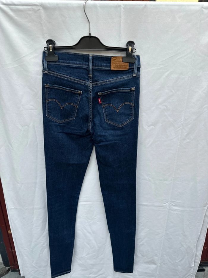 Jean Levis super skinny modèle 720 - photo numéro 2