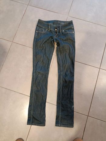 Jean femme droit 36
