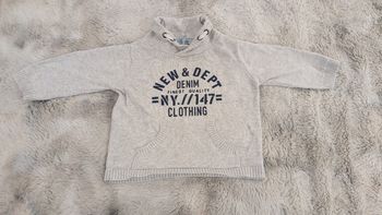 Pull Gémo taille 6 mois 