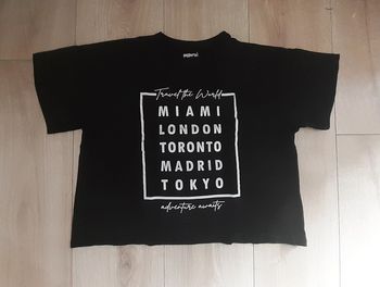 T shirt noir fille taille 12-14 ans