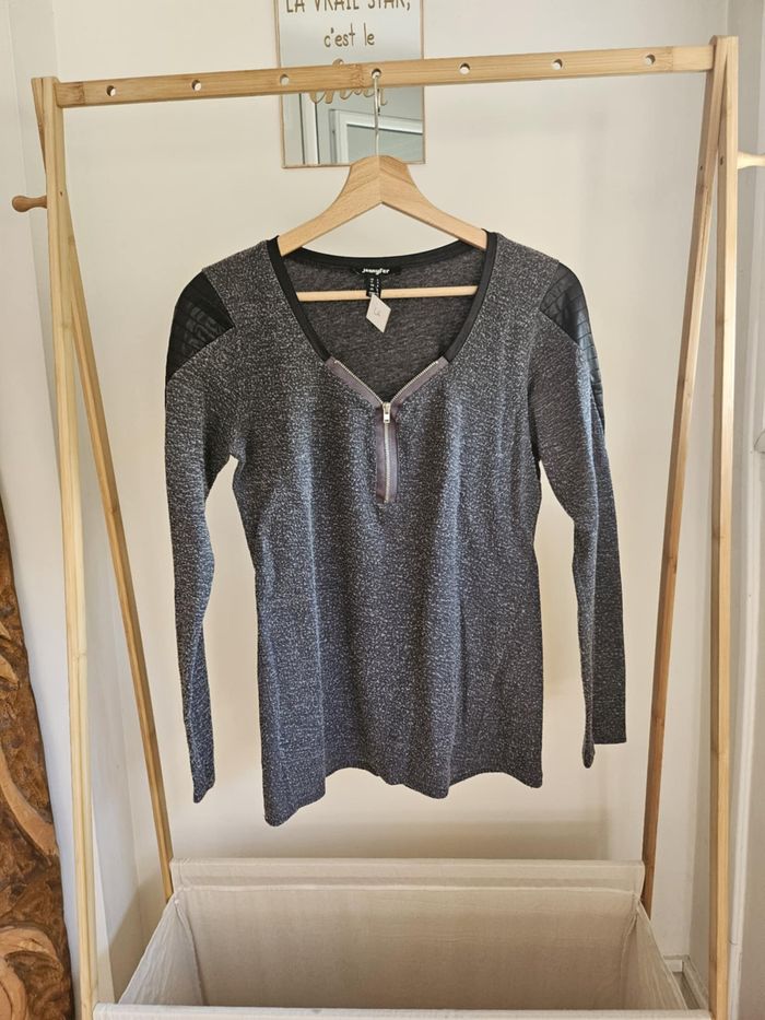 Pull léger Jennyfer taille S TBE