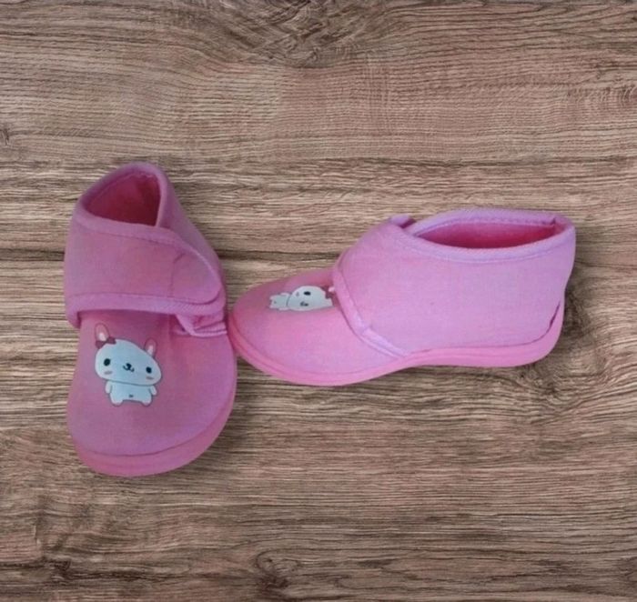 Chausson fille a scratch lapin Pointure 27