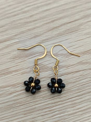 Boucles d'oreilles fleurs noires et doré