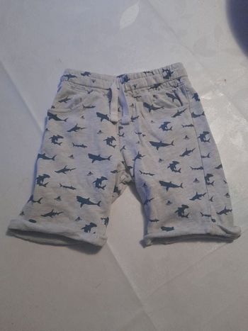 Short gris