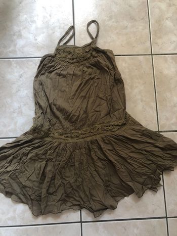 Robe kaki 10ans