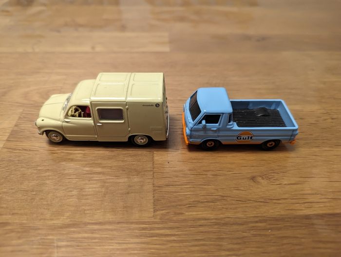 Lot 104 de 2 petites voitures rétro - photo numéro 5