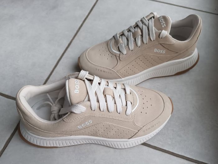 Baskets BOSS neuves – Beige – Taille 37 (EU) - photo numéro 4