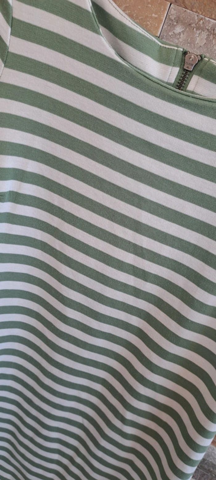 Robe verte et blanche Vila taille 34 - photo numéro 2