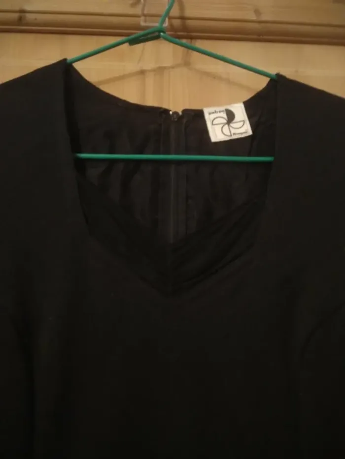 Petite Robe Noire Femme Cintrée - photo numéro 3